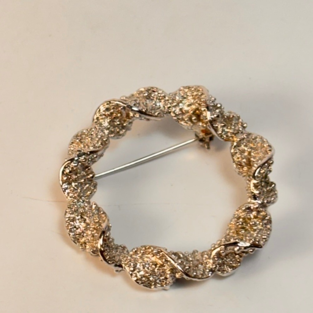 Vintage Silver Wreath Brooch Clear Crystal Twisted Rope Circle Pin Statement